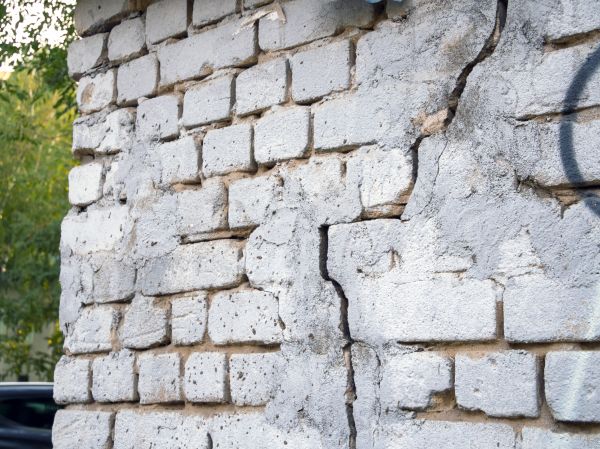 Cracked Brick Wall Repair in Bend